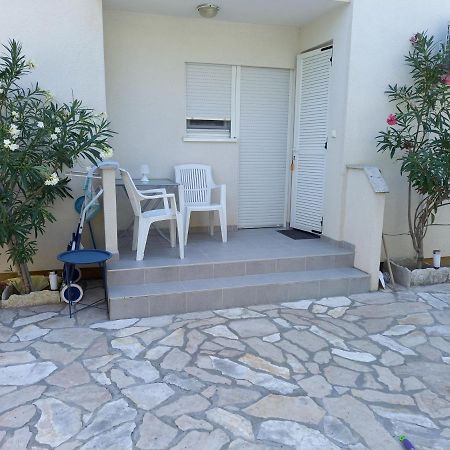 Apartments President Novalja Exterior photo