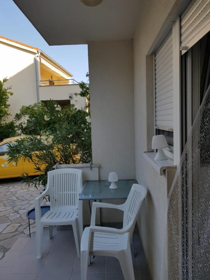 Apartments President Novalja Exterior photo
