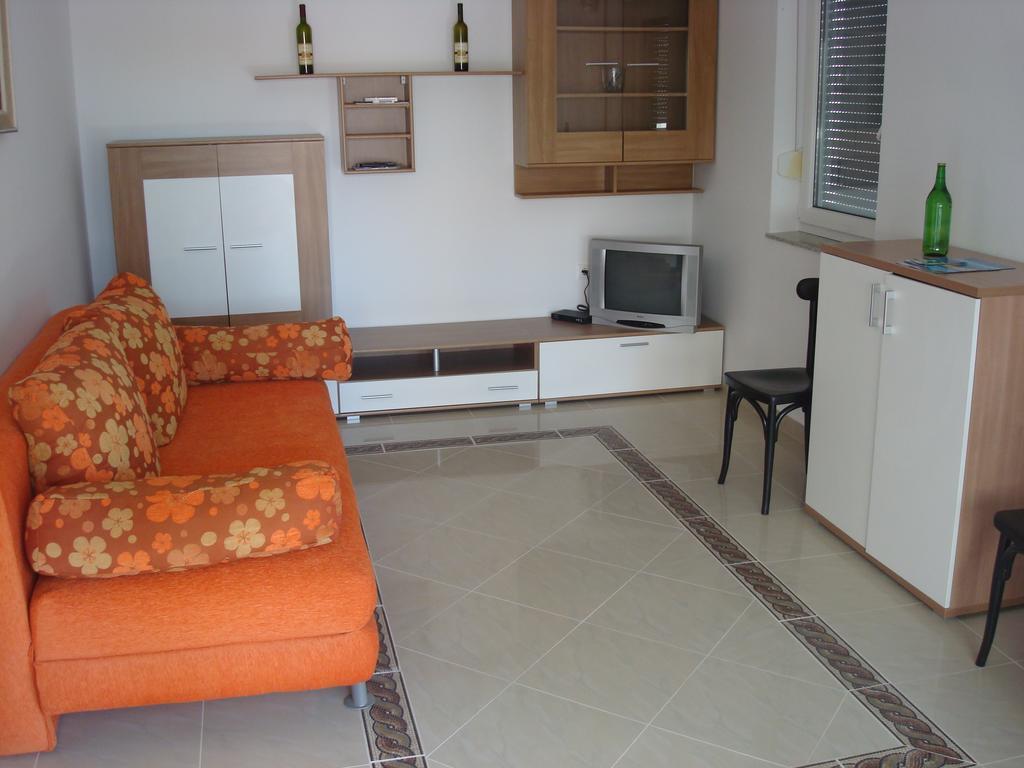 Apartments President Novalja Exterior photo